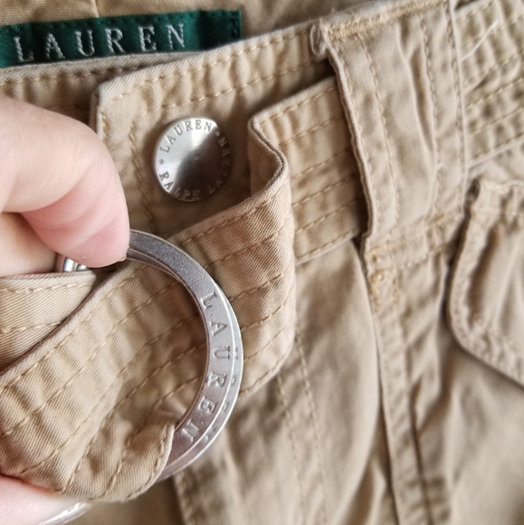 👖RALPH LAUREN KHAKI BELTED SHORTS - Picture 2 of 5
